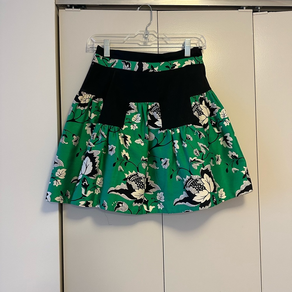 DVF size 4 mini skirt